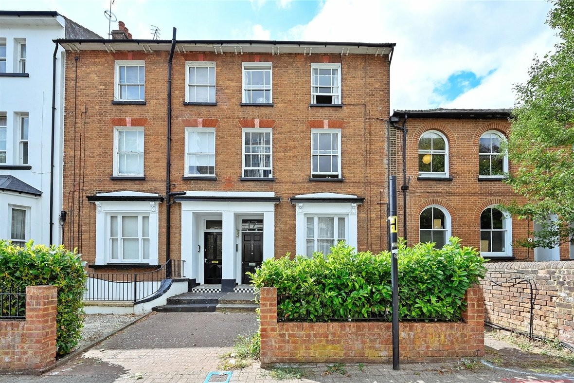 1 Bedroom Apartment LetApartment Let in Alma Road, St. Albans, Hertfordshire - View 1 - Collinson Hall