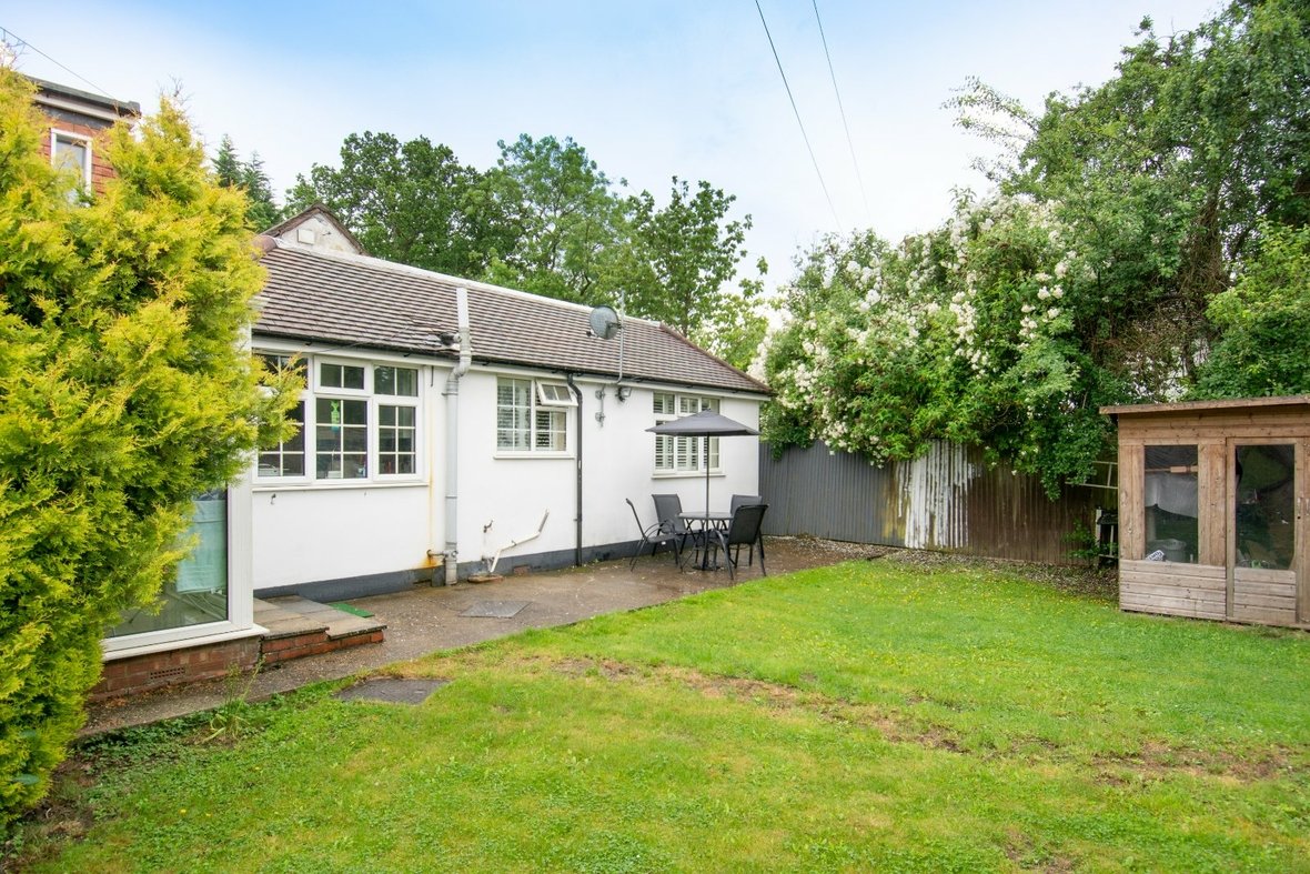 4 Bedroom House,bungalow For Sale in Lye Lane, Bricket Wood, St. Albans - View 14 - Collinson Hall