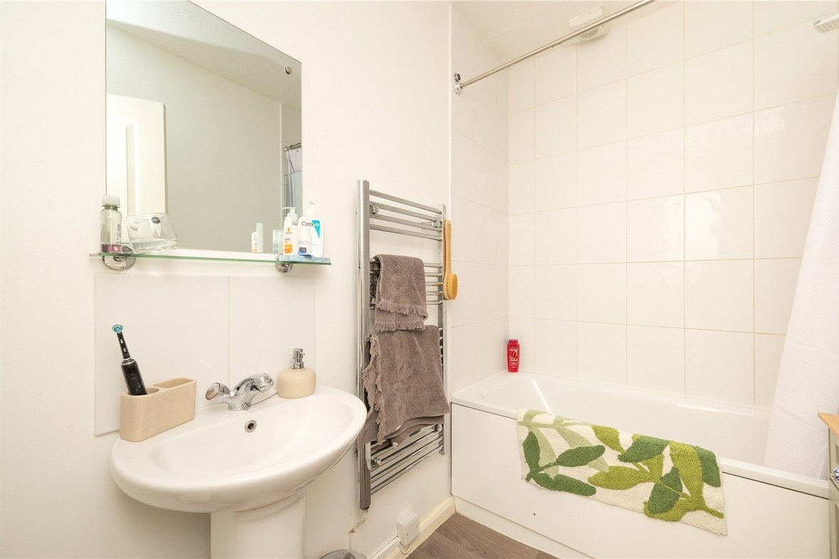 1 Bedroom Apartment New InstructionApartment New Instruction in Catherine Street, St. Albans, Hertfordshire - View 5 - Collinson Hall
