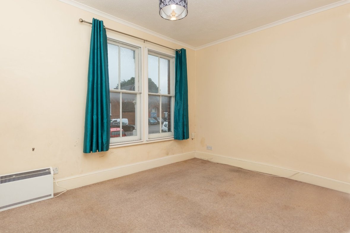 1 Bedroom Apartment Let AgreedApartment Let Agreed in Catherine Street, St. Albans, Hertfordshire - View 7 - Collinson Hall