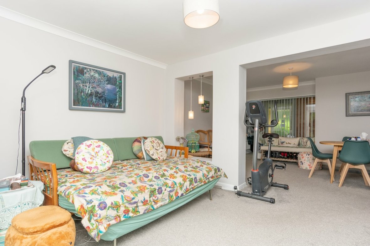 4 Bedroom House Let AgreedHouse Let Agreed in Sandpit Lane, St. Albans, Hertfordshire - View 4 - Collinson Hall