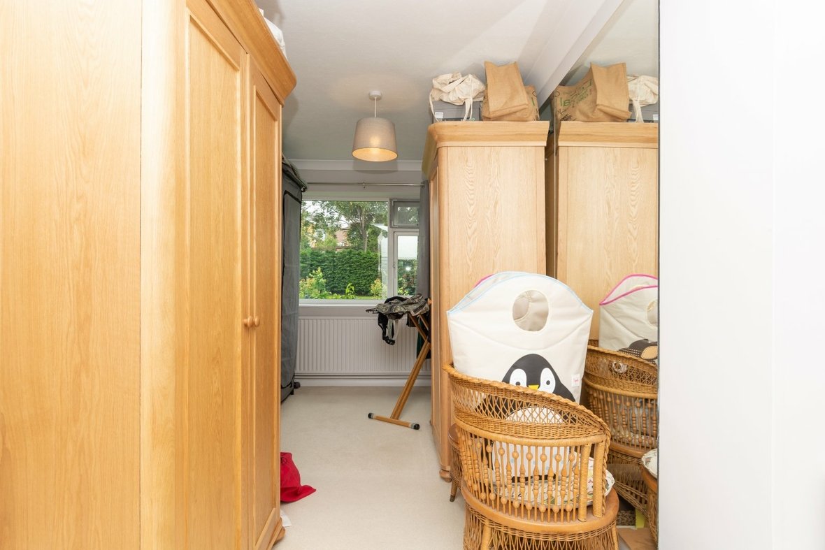 4 Bedroom House Let AgreedHouse Let Agreed in Sandpit Lane, St. Albans, Hertfordshire - View 14 - Collinson Hall