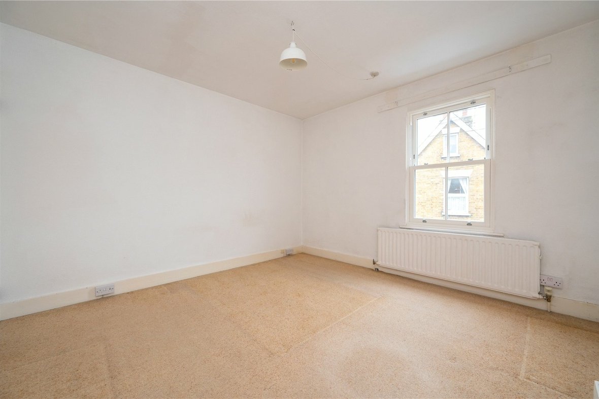 2 Bedroom House LetHouse Let in Church Street, St. Albans, Hertfordshire - View 11 - Collinson Hall