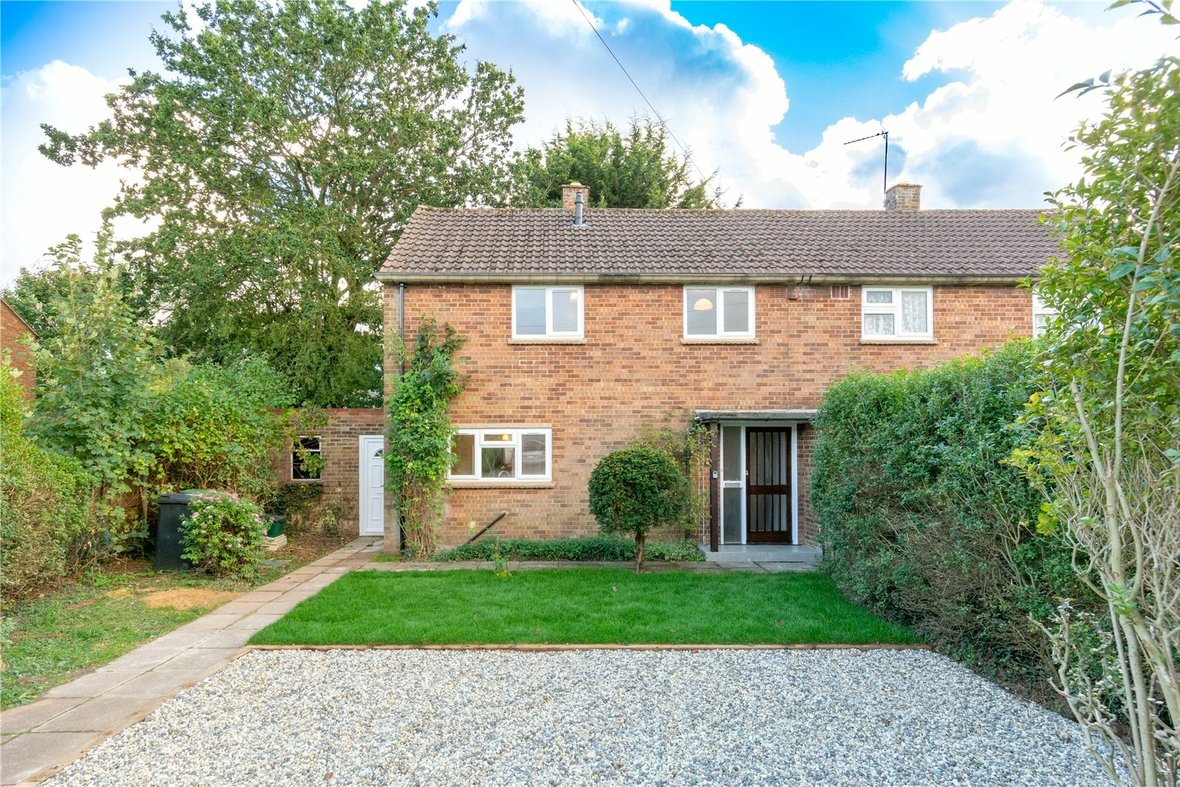 3 Bedroom House For Sale in Langley Grove, Sandridge, St. Albans - View 1 - Collinson Hall