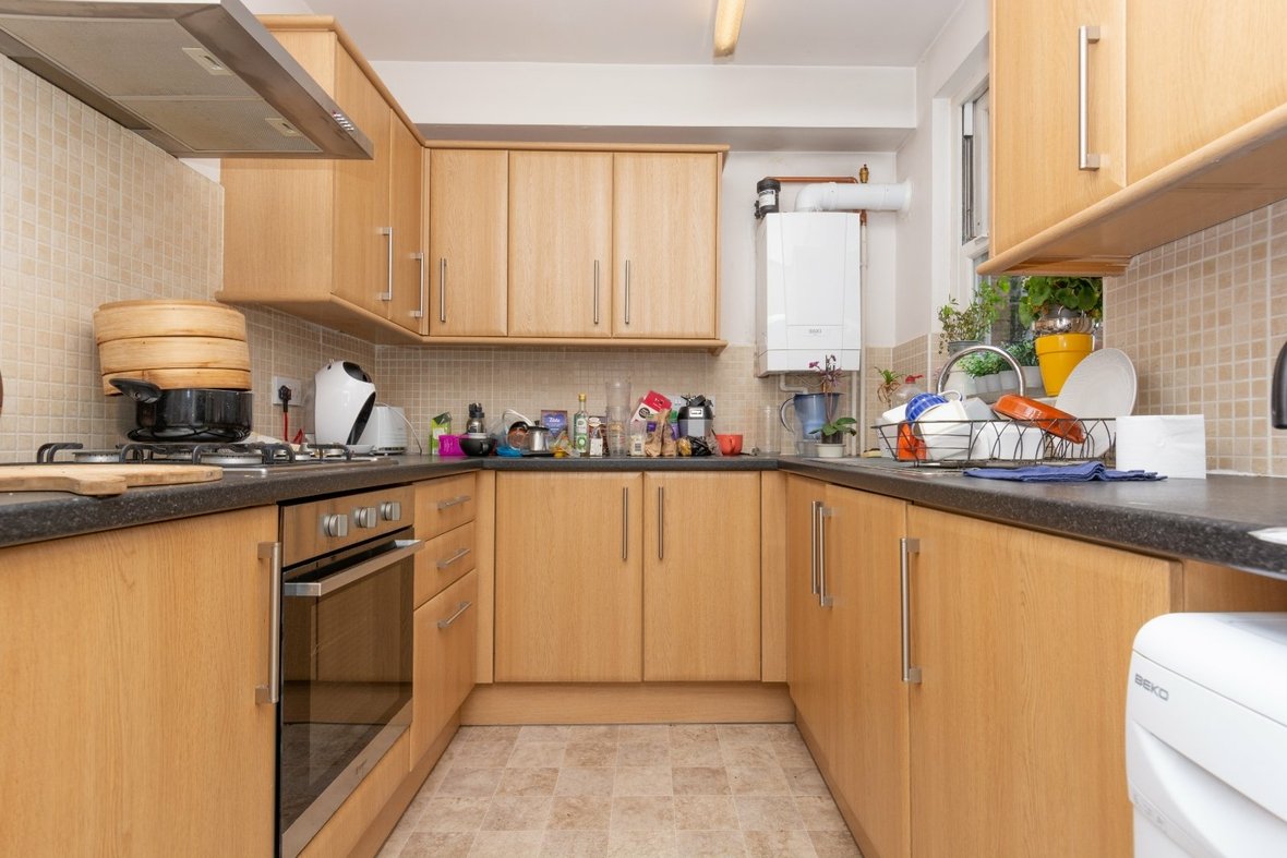 2 Bedroom Maisonette Let Agreed in Catherine Street, St. Albans, Hertfordshire - View 5 - Collinson Hall