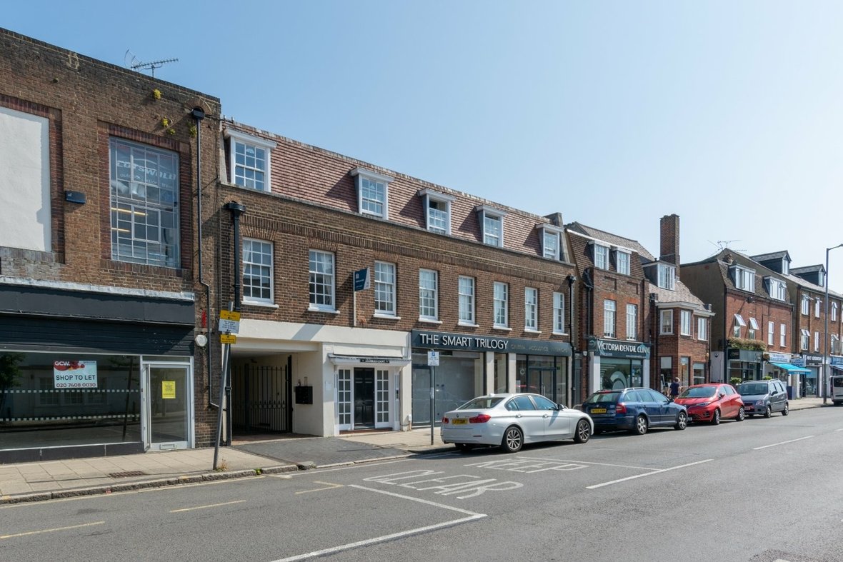 2 Bedroom Apartment Let AgreedApartment Let Agreed in Victoria Street, St Albans - View 8 - Collinson Hall