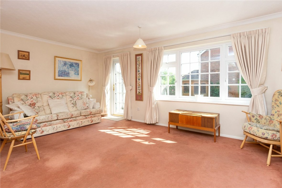 3 Bedroom House Sold Subject to Contract in Camlet Way, St. Albans - View 6 - Collinson Hall