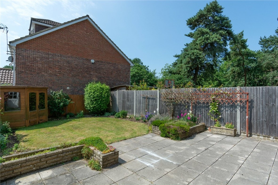 3 Bedroom House Sold Subject to Contract in Camlet Way, St. Albans - View 12 - Collinson Hall