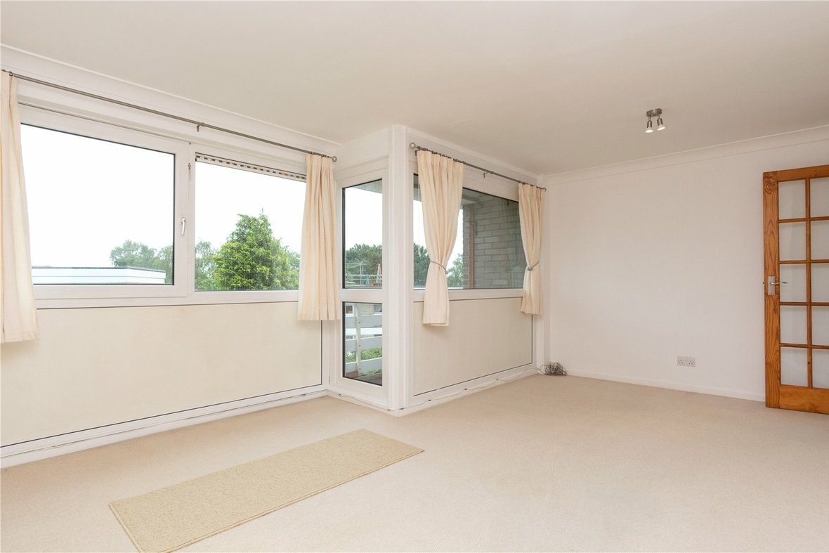 2 Bedroom Apartment For Sale in Lemsford Road, St. Albans - View 3 - Collinson Hall