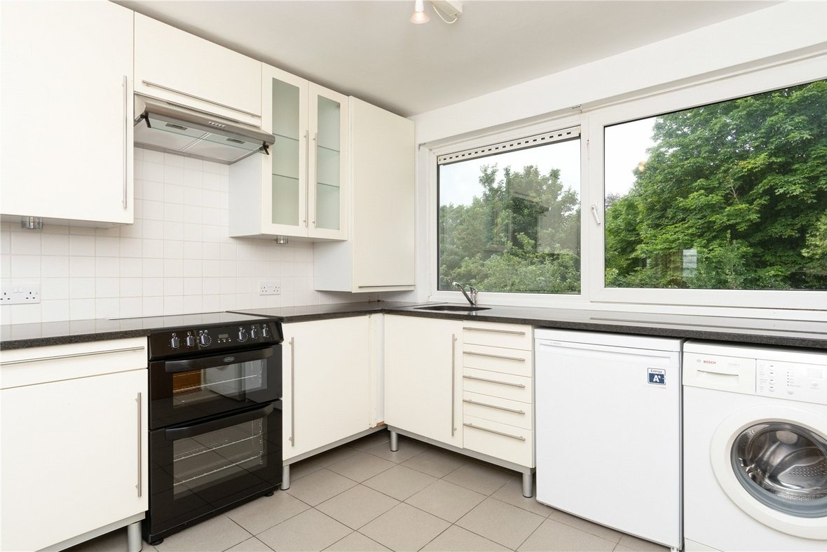 2 Bedroom Apartment For Sale in Lemsford Road, St. Albans - View 2 - Collinson Hall