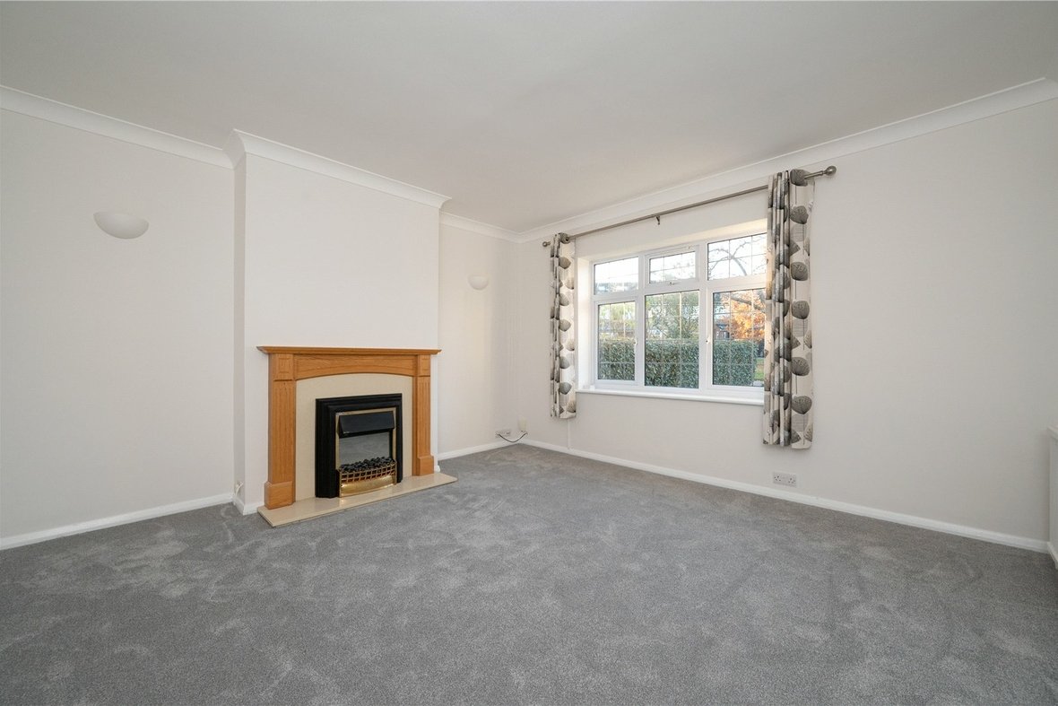 4 Bedroom House Let AgreedHouse Let Agreed in Middlefield Close, St. Albans, Hertfordshire - View 12 - Collinson Hall