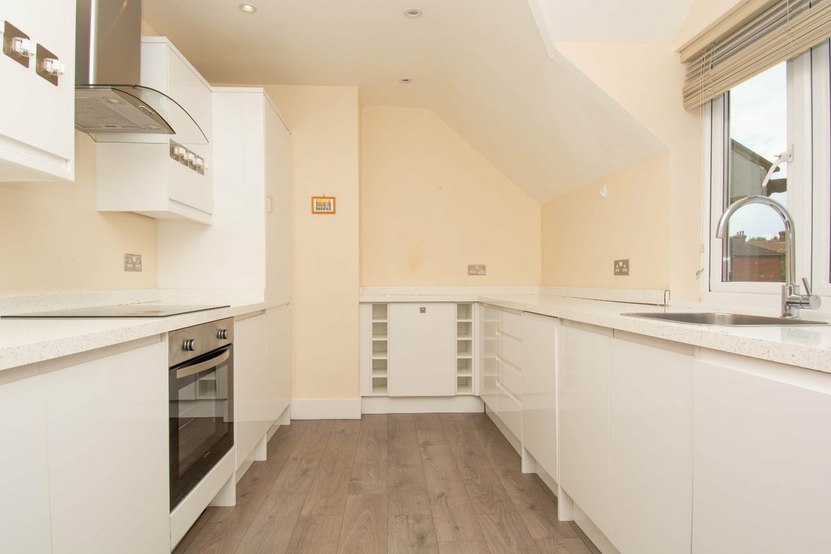 2 Bedroom Apartment LetApartment Let in Grosvenor Road, St. Albans - View 12 - Collinson Hall