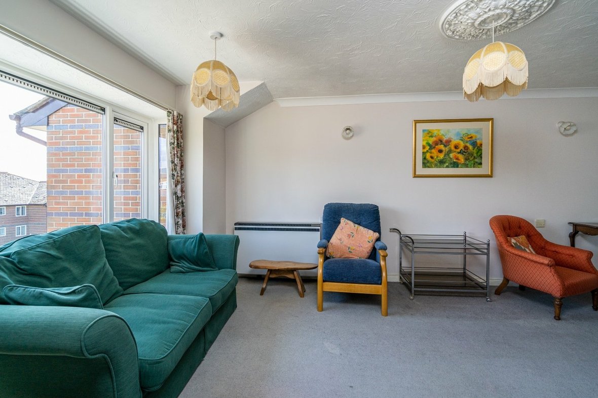 1 Bedroom Apartment For Sale in Davis Court, Marlborough Road, St. Albans - View 2 - Collinson Hall
