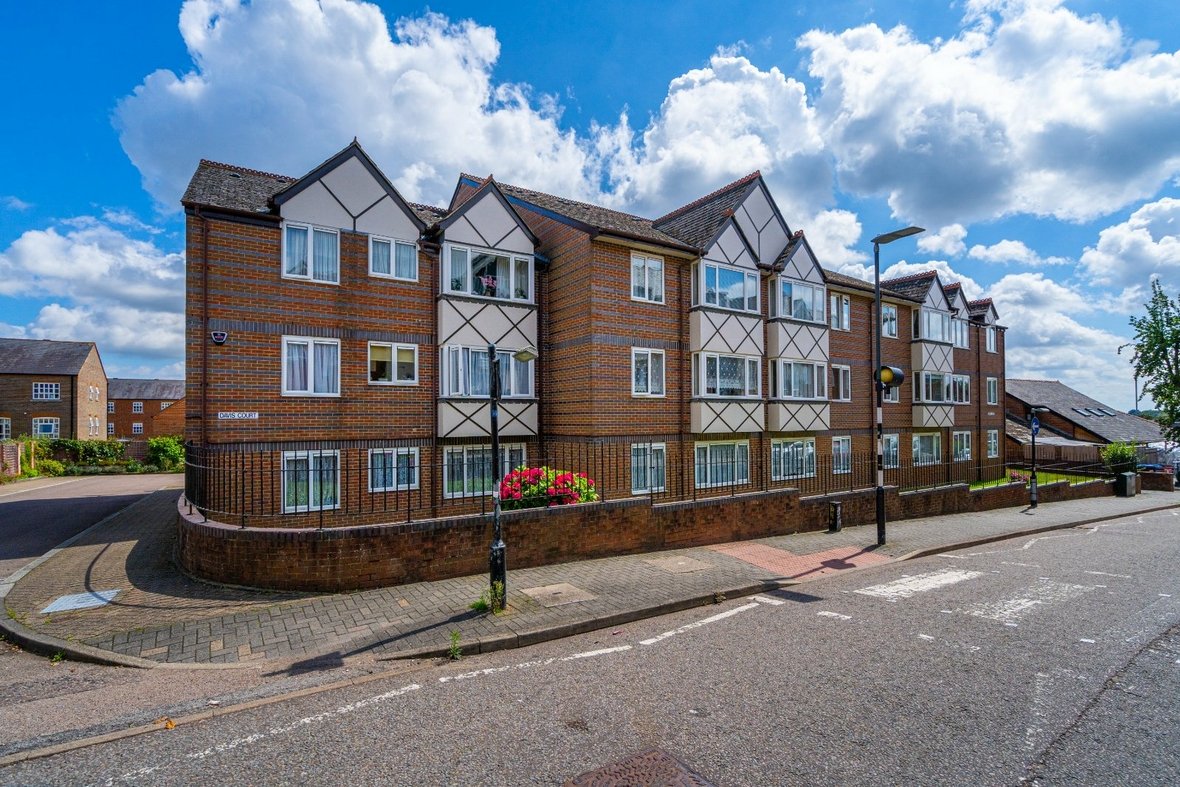 1 Bedroom Apartment For Sale in Davis Court, Marlborough Road, St. Albans - View 21 - Collinson Hall