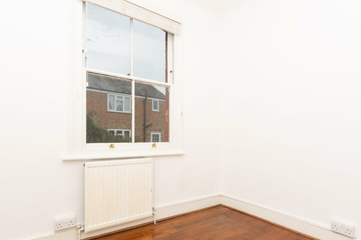 3 Bedroom House Sold Subject to Contract in Pageant Road, St. Albans - View 15 - Collinson Hall