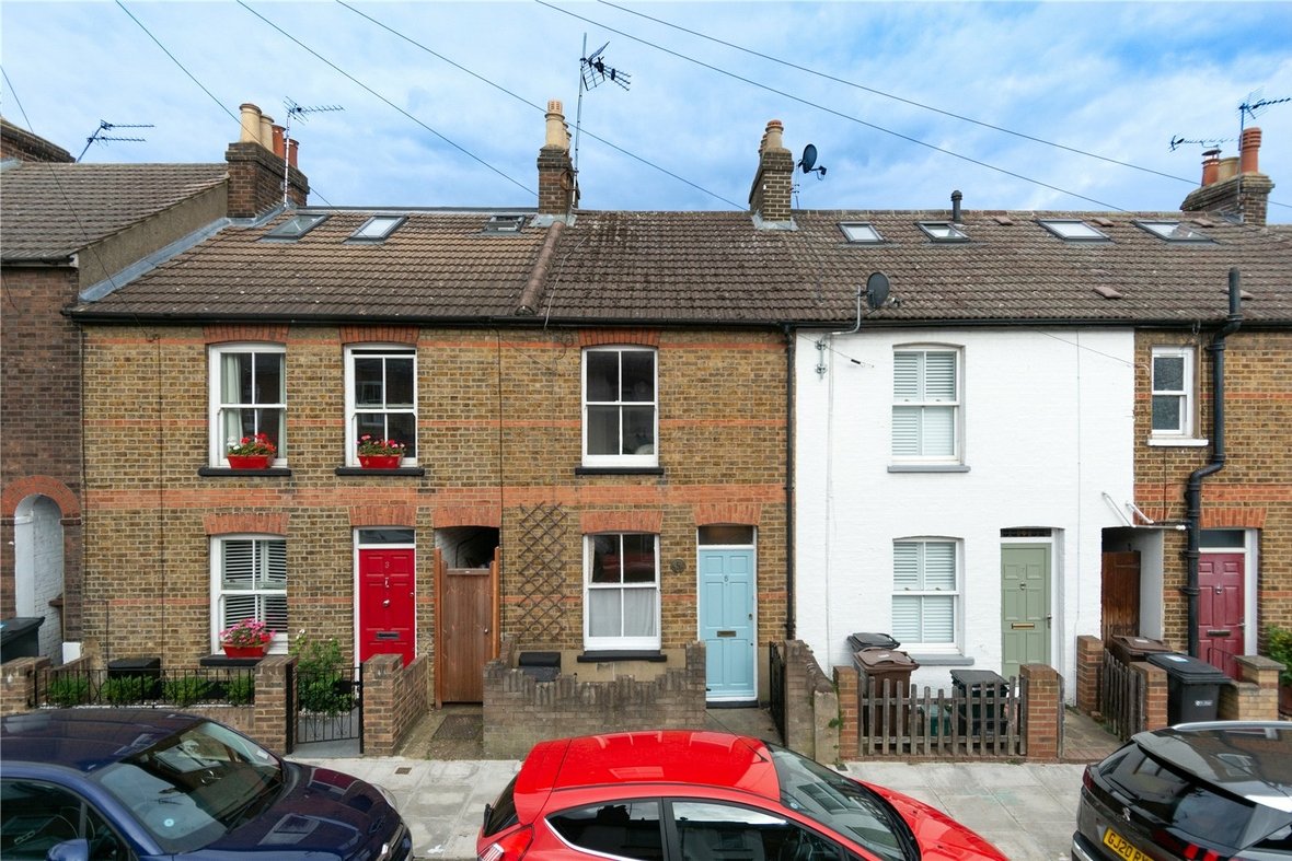 2 Bedroom House Sold Subject to Contract in Cavendish Road, St. Albans - View 1 - Collinson Hall