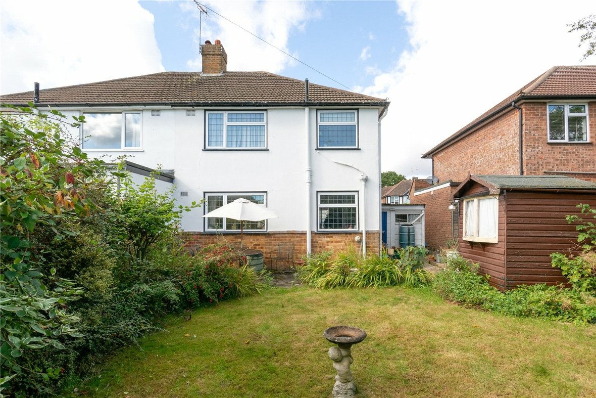 3 Bedroom House Sold Subject to Contract in Stanley Avenue, St. Albans, Hertfordshire - View 16 - Collinson Hall