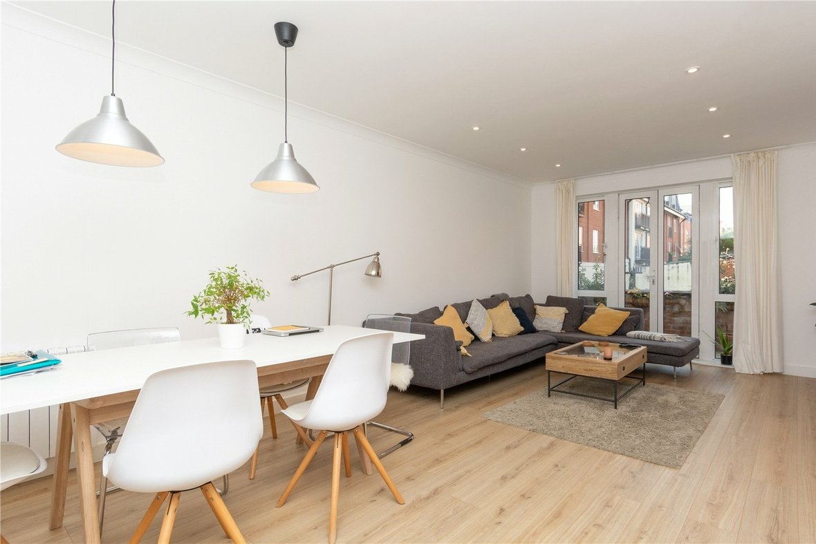 1 Bedroom Apartment Sold Subject to Contract in Marlborough Road, St. Albans - View 5 - Collinson Hall