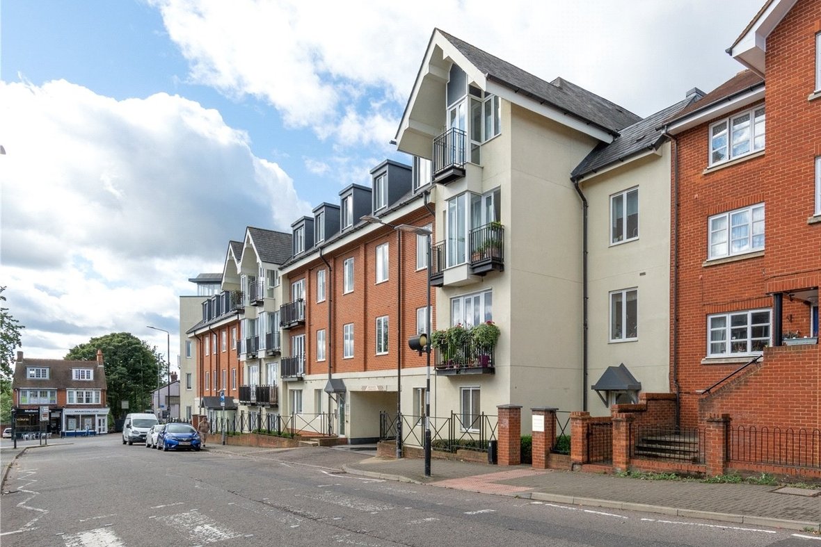 1 Bedroom Apartment Sold Subject to Contract in Marlborough Road, St. Albans - View 1 - Collinson Hall
