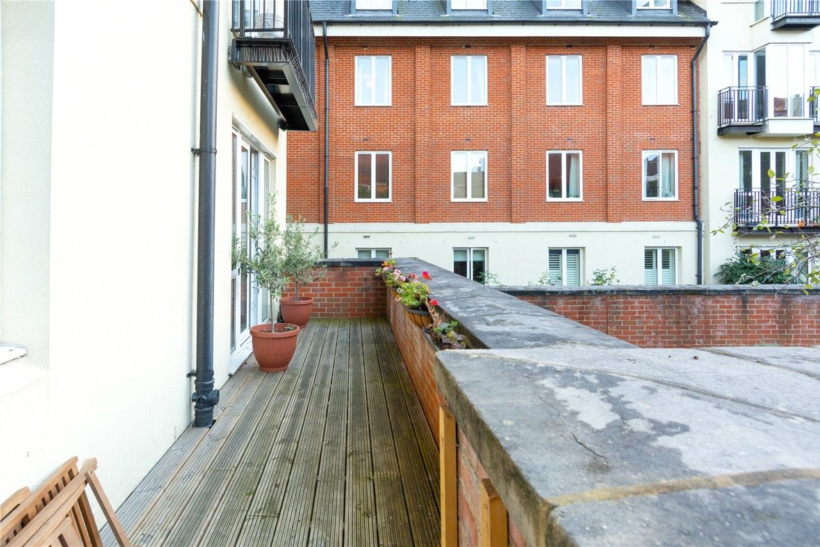 1 Bedroom Apartment Sold Subject to Contract in Marlborough Road, St. Albans - View 14 - Collinson Hall