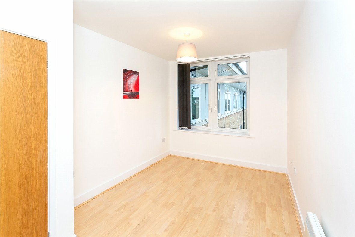 2 Bedroom Apartment Sold Subject to Contract in Centurion Court, 83  Camp Road, St Albans - View 14 - Collinson Hall