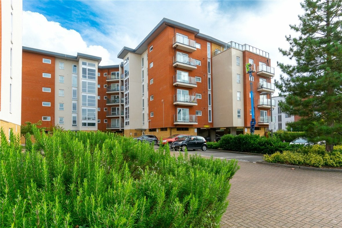 2 Bedroom Apartment For SaleApartment For Sale in Clarkson Court, Hatfield - View 1 - Collinson Hall