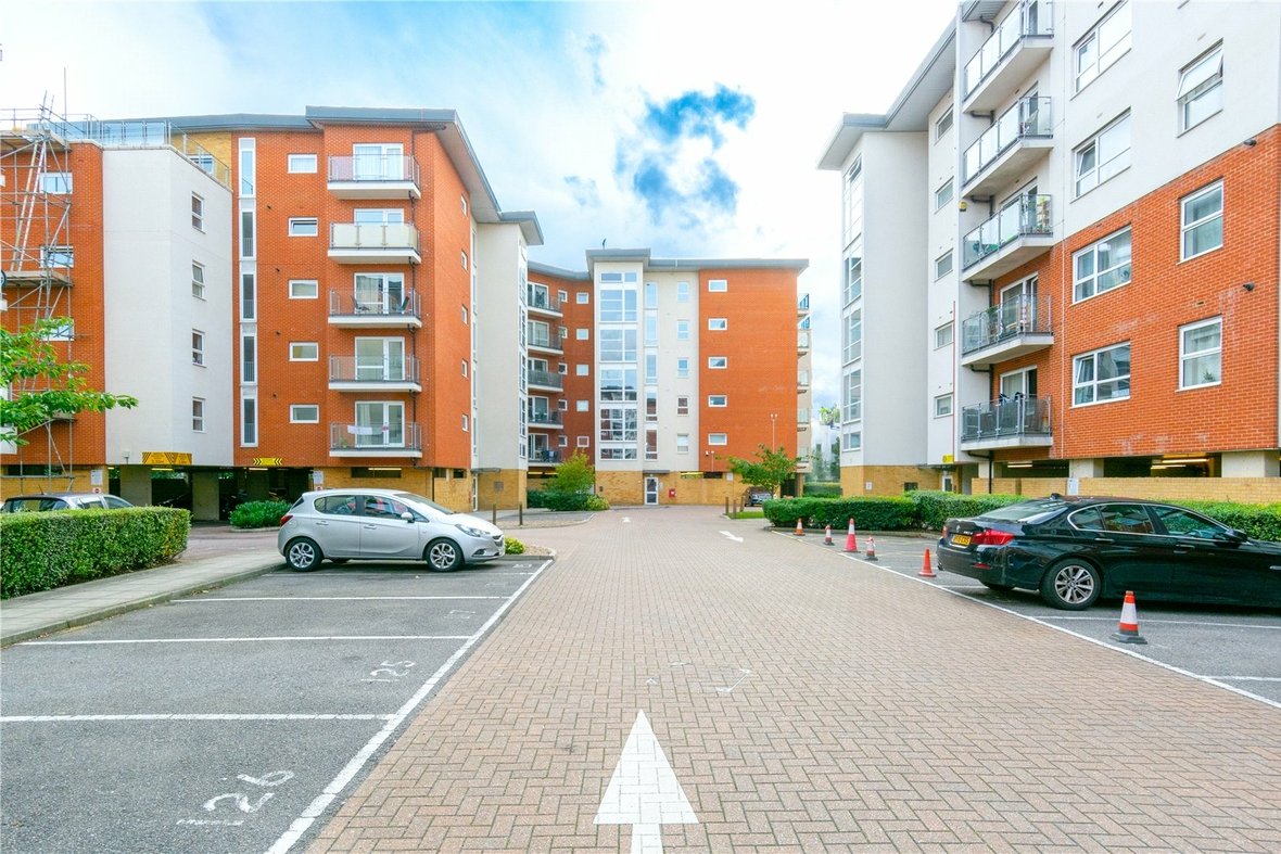2 Bedroom Apartment For SaleApartment For Sale in Clarkson Court, Hatfield - View 11 - Collinson Hall