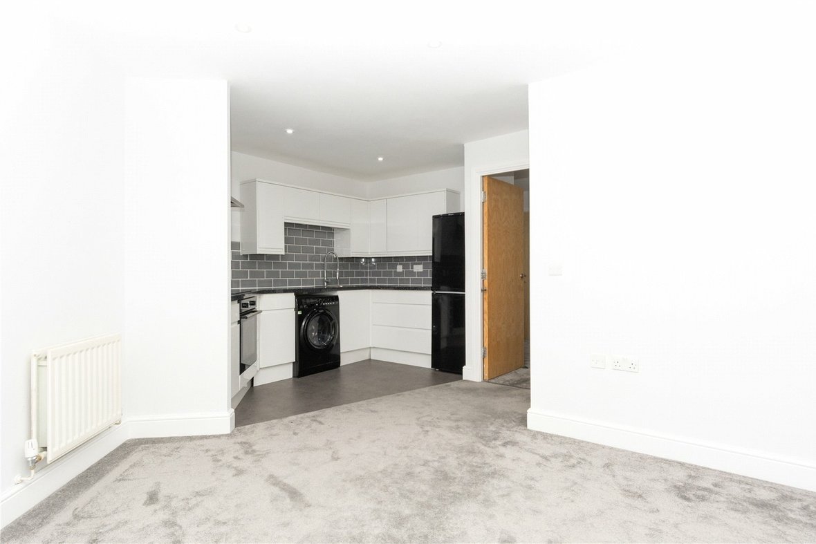 2 Bedroom Apartment For SaleApartment For Sale in Clarkson Court, Hatfield - View 5 - Collinson Hall
