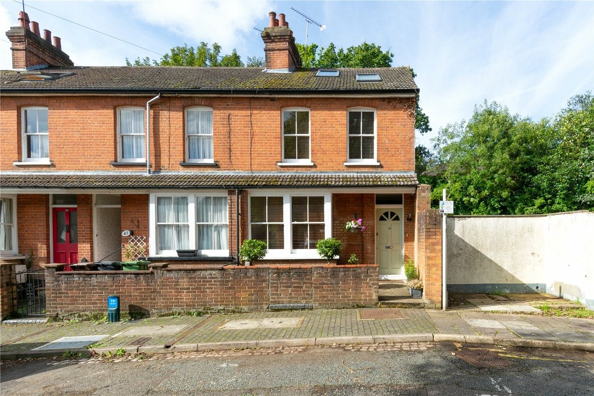 3 Bedroom House Sold Subject to Contract in Liverpool Road, St. Albans, Hertfordshire - View 1 - Collinson Hall