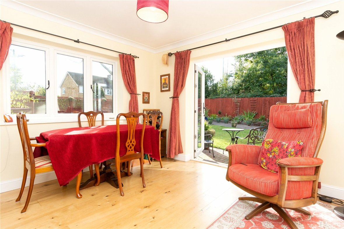 4 Bedroom House Sold Subject to Contract in Balmoral Close, Park Street, St. Albans - View 4 - Collinson Hall