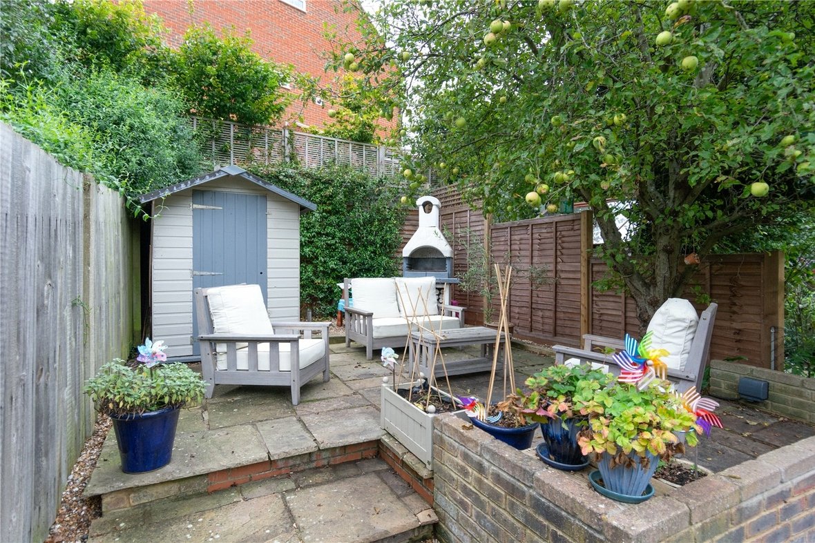 4 Bedroom House Sold Subject to Contract in Kimberley Road, St. Albans - View 20 - Collinson Hall
