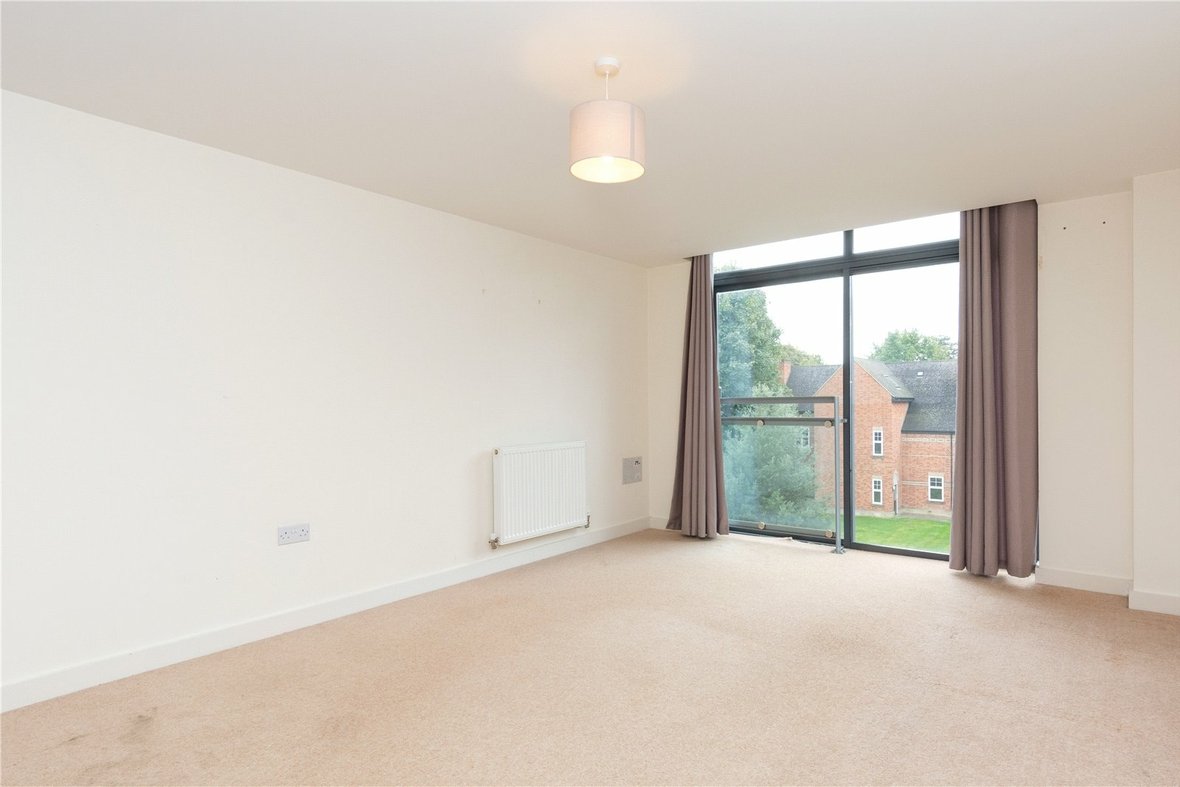1 Bedroom Apartment LetApartment Let in Whitley Court, Newsom Place, Hatfield Road - View 7 - Collinson Hall