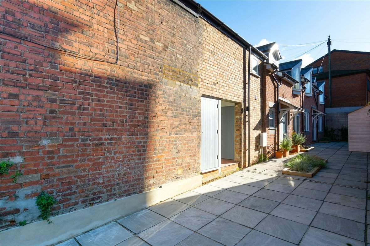 Maisonette Let Agreed in Bakery Mews, St. Albans, Hertfordshire - View 2 - Collinson Hall