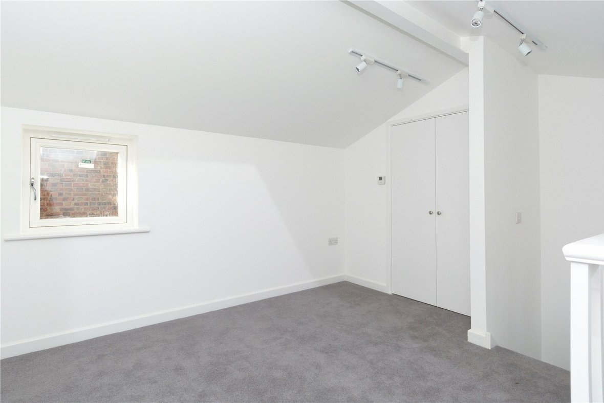Maisonette Let Agreed in Bakery Mews, St. Albans, Hertfordshire - View 3 - Collinson Hall