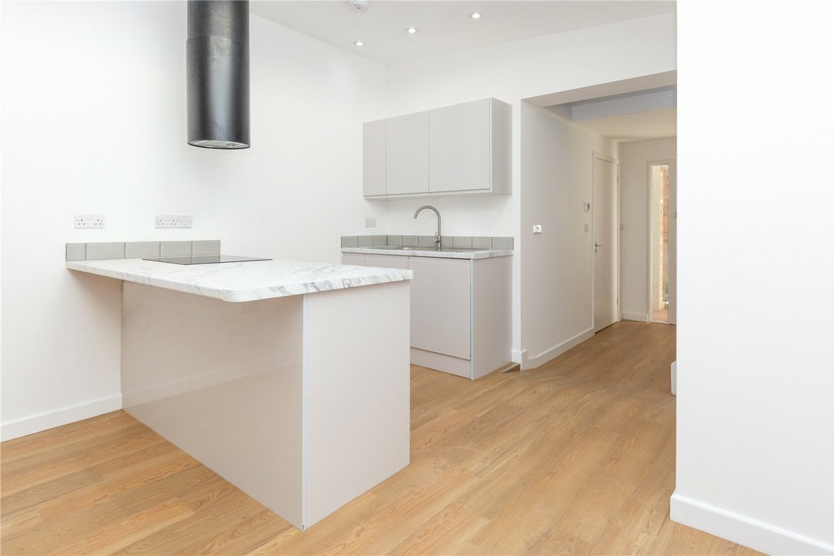 Maisonette Let Agreed in Bakery Mews, St. Albans, Hertfordshire - View 5 - Collinson Hall