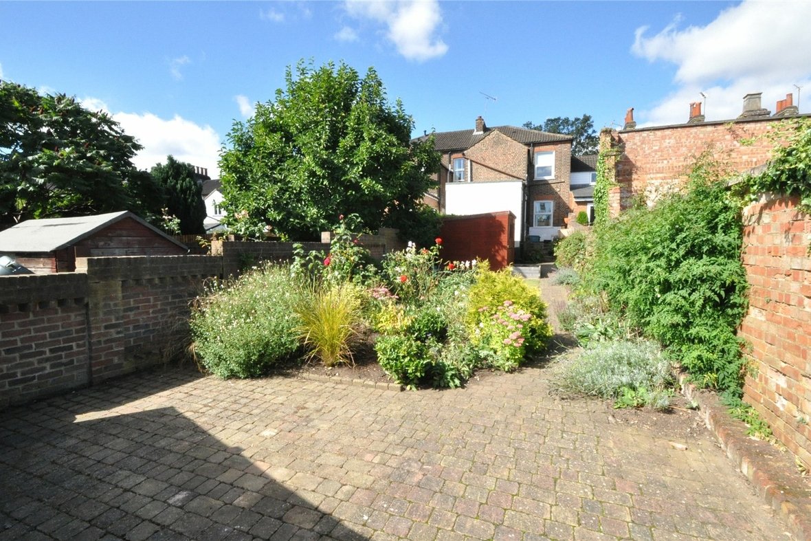 3 Bedroom House Sold Subject to Contract in Lattimore Road, St. Albans - View 13 - Collinson Hall