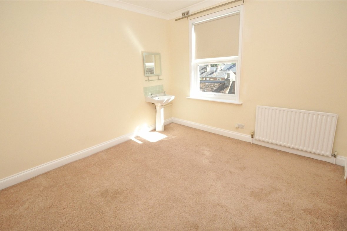 3 Bedroom House Sold Subject to Contract in Lattimore Road, St. Albans - View 9 - Collinson Hall