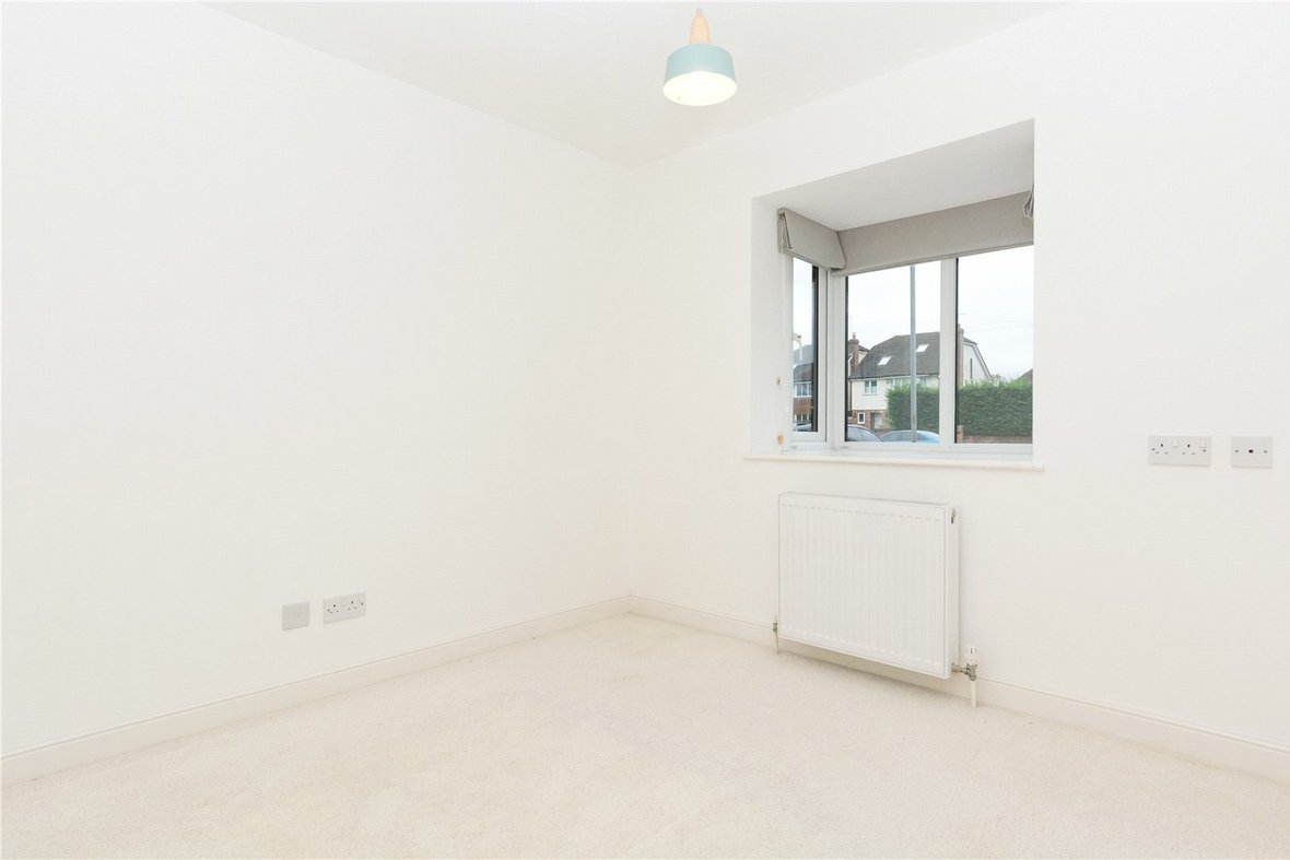 1 Bedroom Apartment Let AgreedApartment Let Agreed in Larks Ridge, Watford Road, St. Albans - View 4 - Collinson Hall