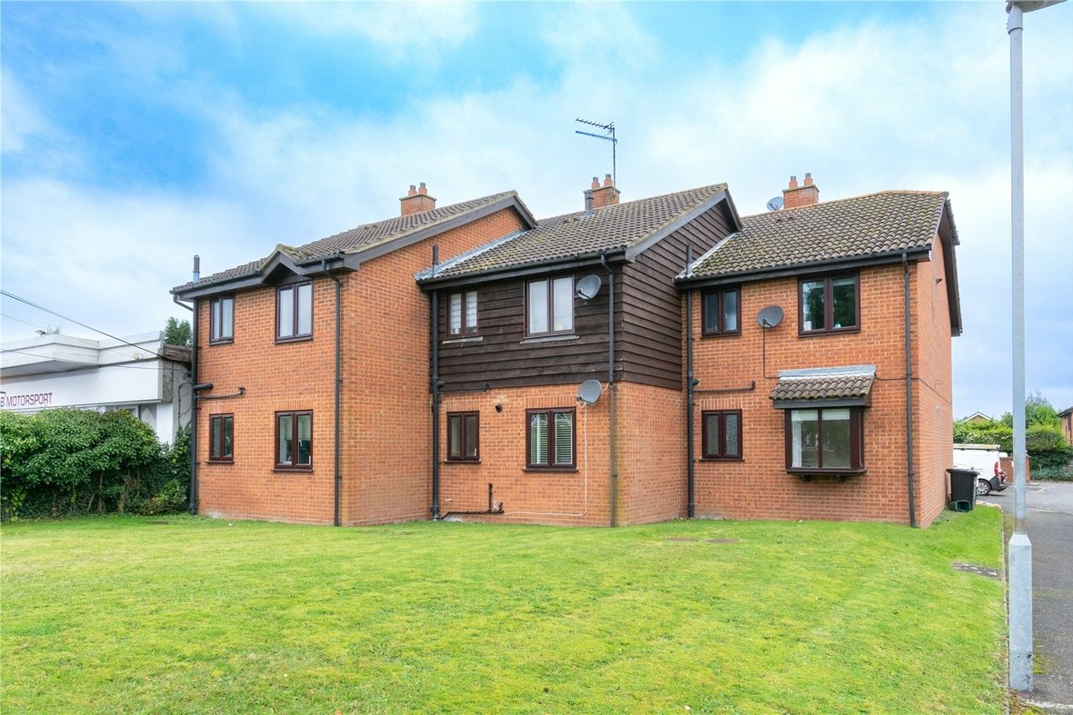 1 Bedroom Apartment Let AgreedApartment Let Agreed in Larks Ridge, Watford Road, St. Albans - View 6 - Collinson Hall