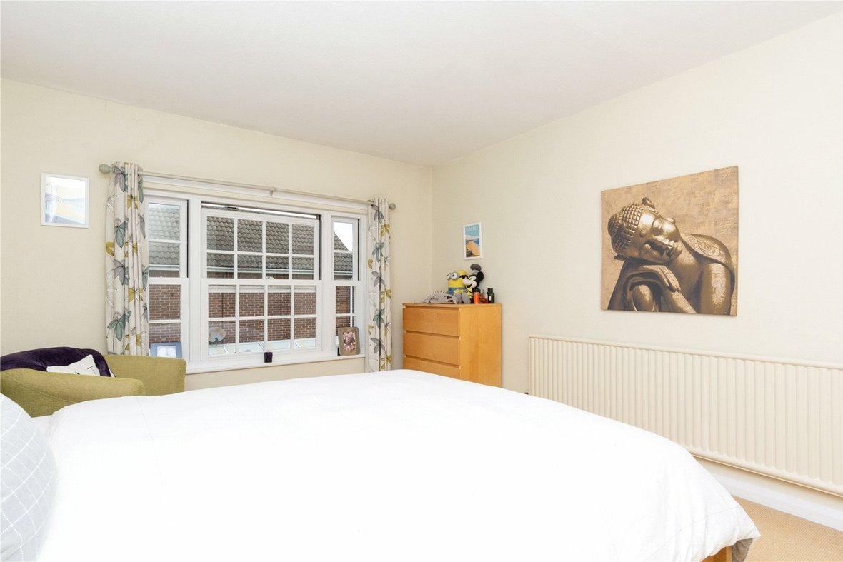 3 Bedroom House For Sale in High Street, London Colney, St. Albans - View 10 - Collinson Hall