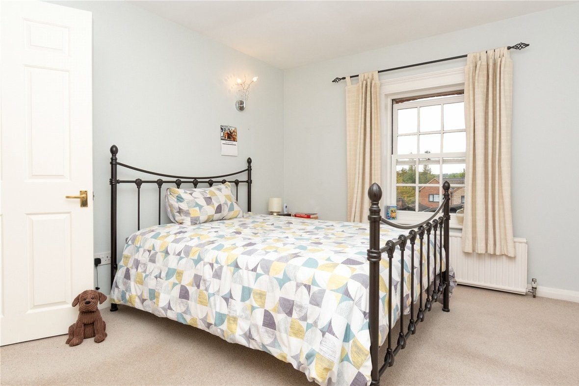 3 Bedroom House For Sale in High Street, London Colney, St. Albans - View 6 - Collinson Hall