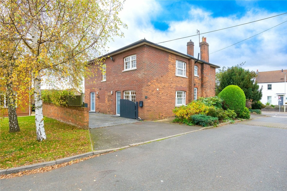 3 Bedroom House Sold Subject to Contract in High Street, London Colney, St. Albans - View 1 - Collinson Hall