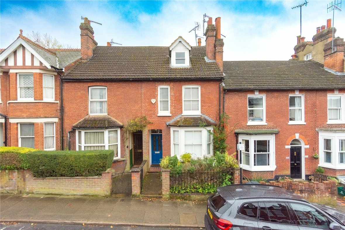 4 Bedroom House Let Agreed in Worley Road, St. Albans, Hertfordshire - View 1 - Collinson Hall