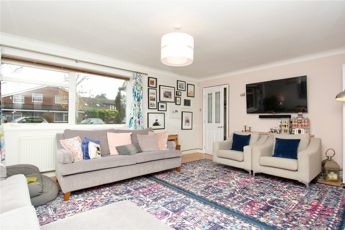 4 Bedroom House Sold Subject to Contract in Hawthorn Way, St. Albans - View 15 - Collinson Hall