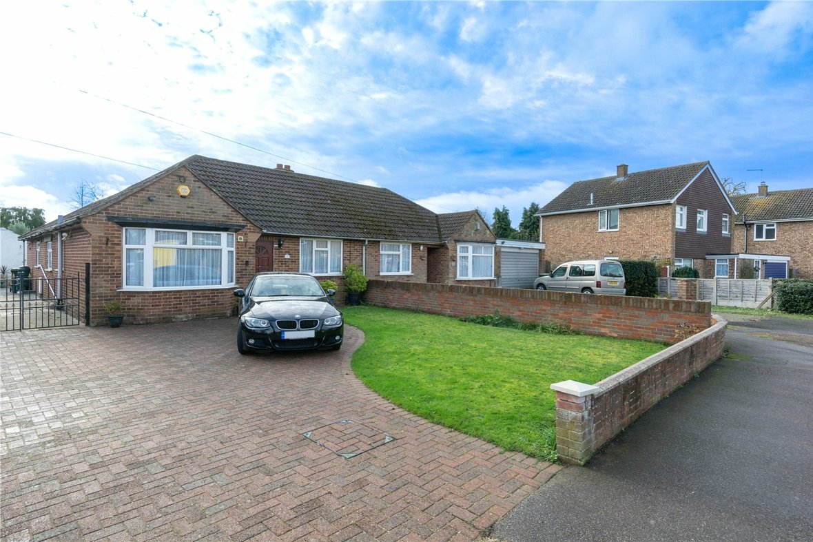 3 Bedroom Bungalow Sold Subject to Contract in Hollybush Avenue, St. Albans, Hertfordshire - View 1 - Collinson Hall