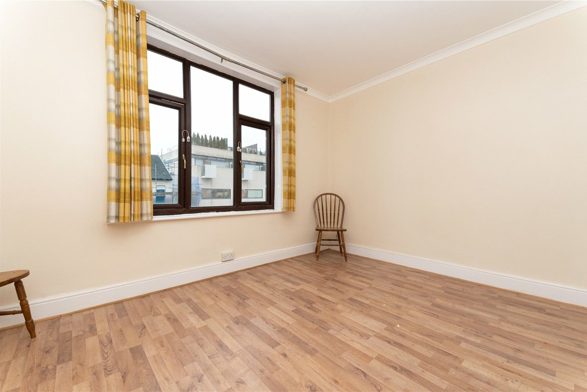 2 Bedroom Apartment Let AgreedApartment Let Agreed in London Road, St. Albans, Hertfordshire - View 6 - Collinson Hall