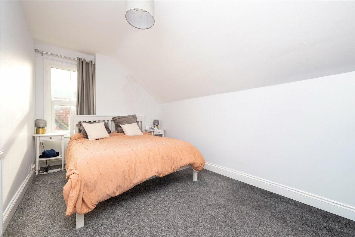 3 Bedroom Apartment To LetApartment To Let in Lemsford Road, St. Albans, Hertfordshire - View 4 - Collinson Hall
