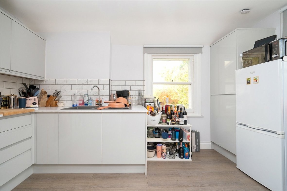 3 Bedroom Apartment To LetApartment To Let in Lemsford Road, St. Albans, Hertfordshire - View 10 - Collinson Hall