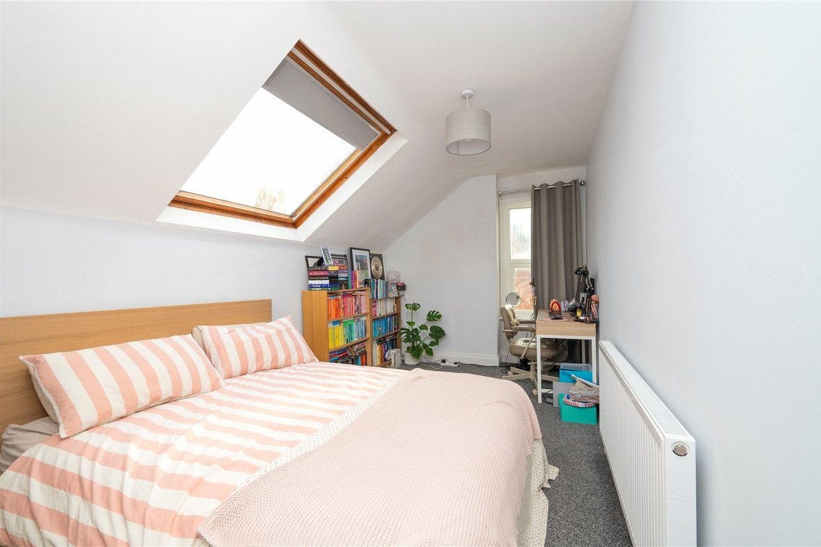 3 Bedroom Apartment To LetApartment To Let in Lemsford Road, St. Albans, Hertfordshire - View 7 - Collinson Hall