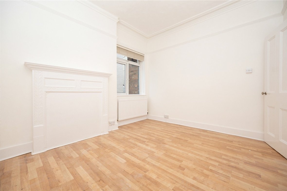 2 Bedroom Apartment LetApartment Let in Grosvenor Road, St. Albans - View 6 - Collinson Hall